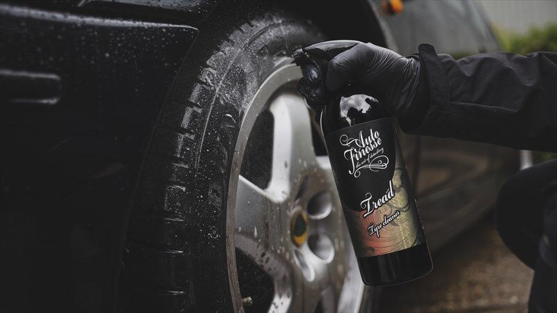 オートフィネス トレッド タイヤクリーナー