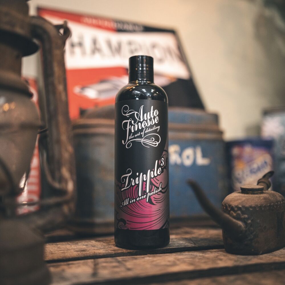 AUTO FINESSE TRIPPLE  250ml　オートフィネス　トリプル　オールインワンポリッシュ